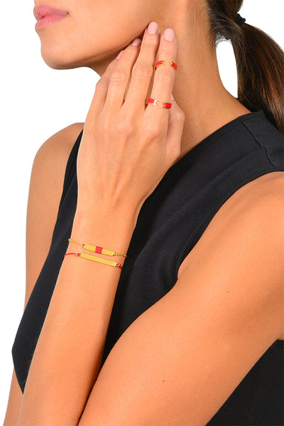 Tag bracelet